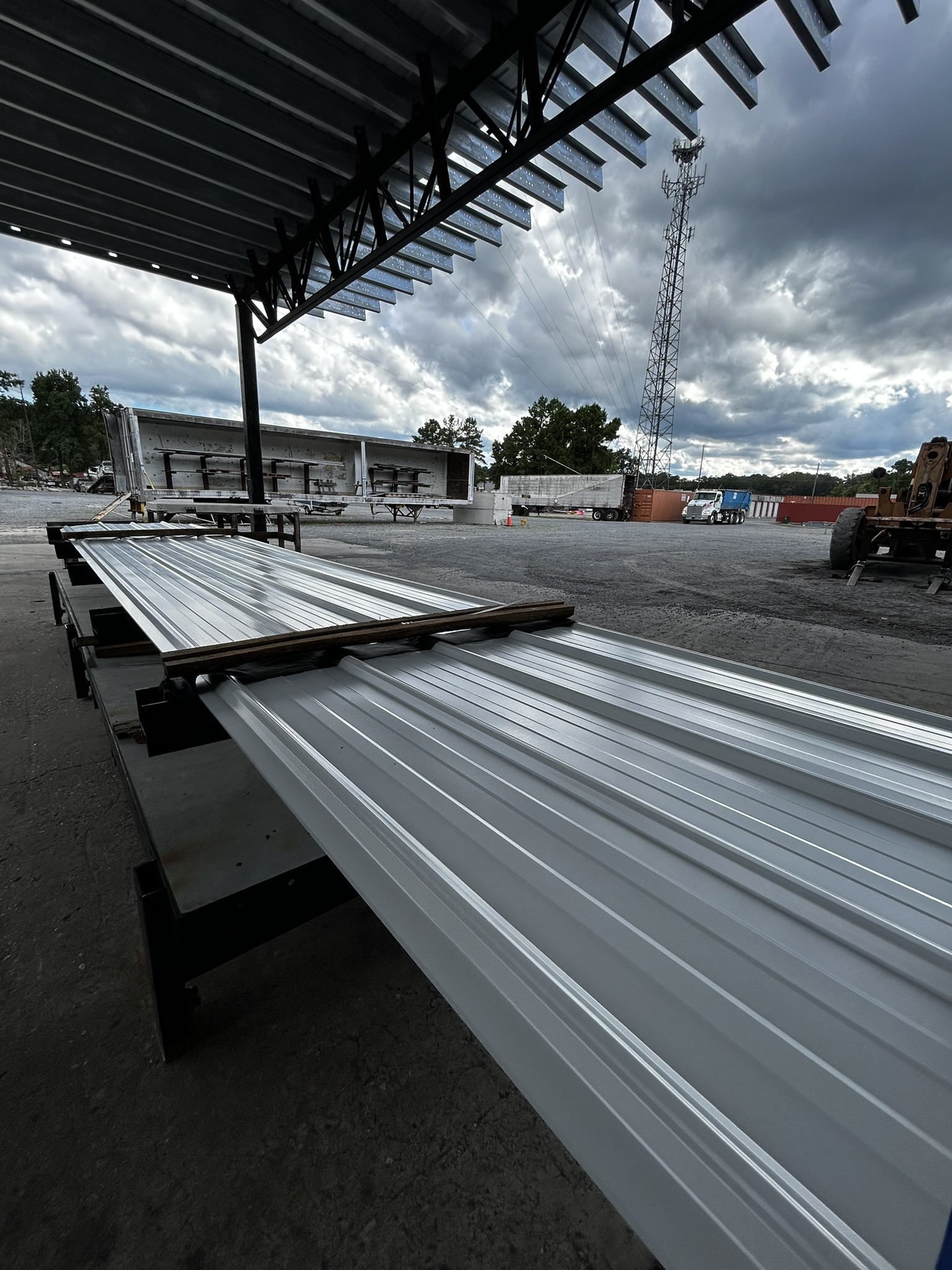 Polar White Master Rib