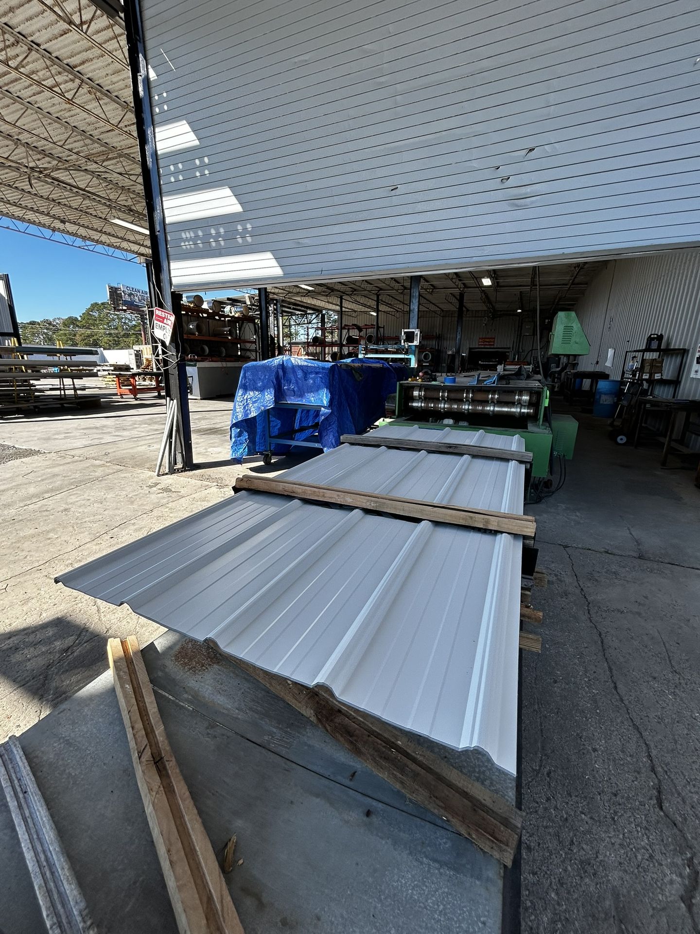 Polar White Master Rib