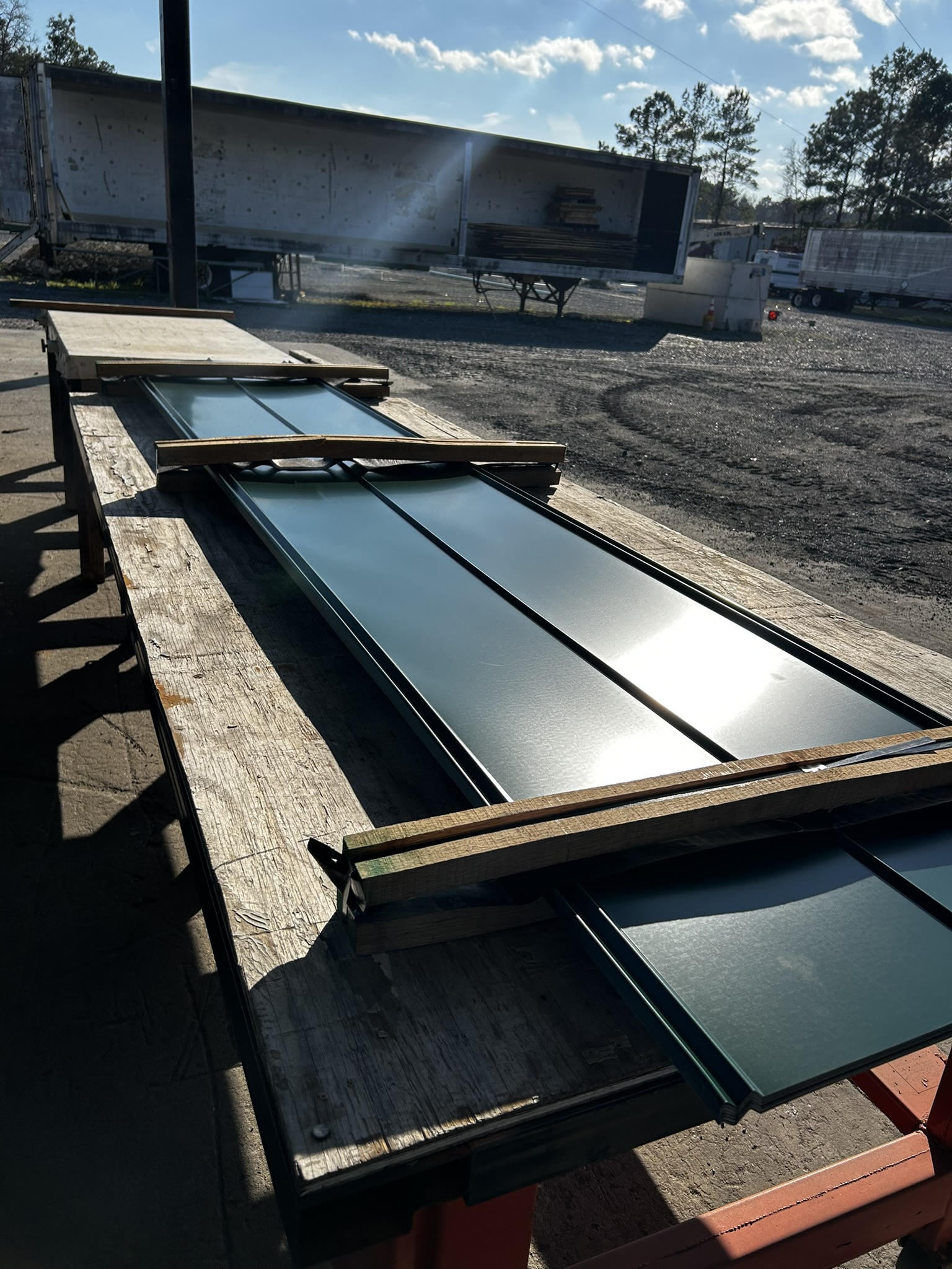 Green 5-V Panels Detail