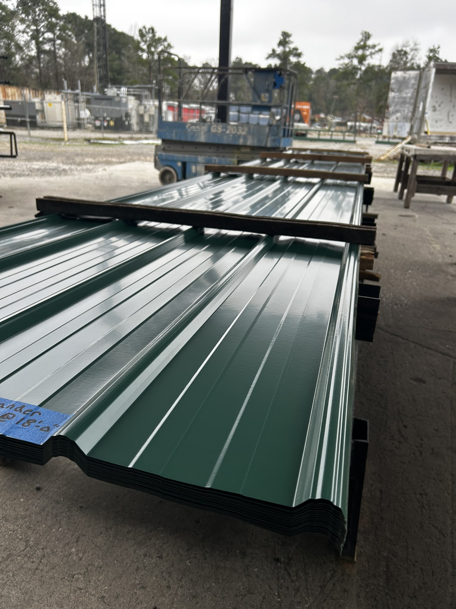 Green 5-V Panels Side View