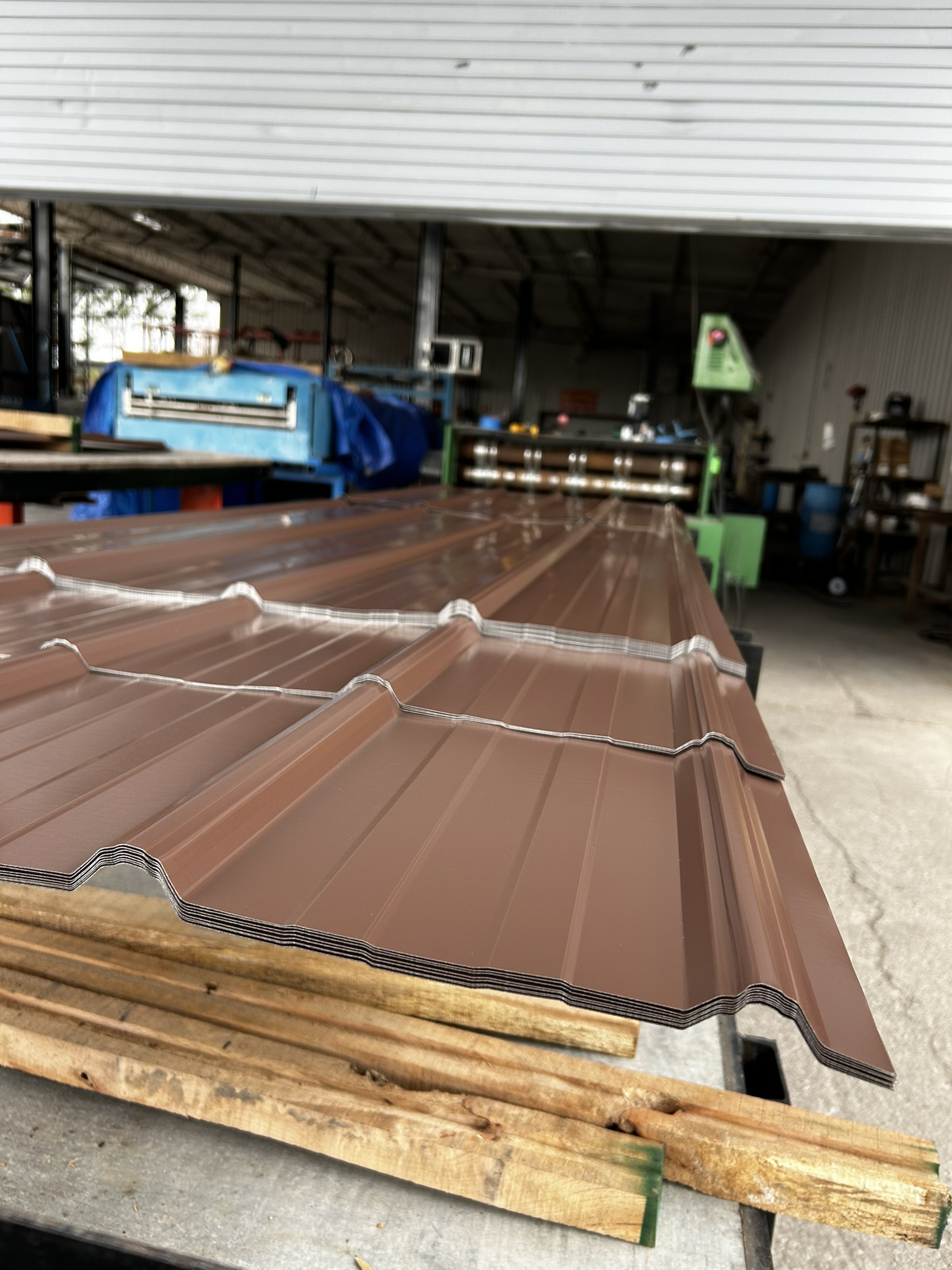 Koko Brown Master Rib Production